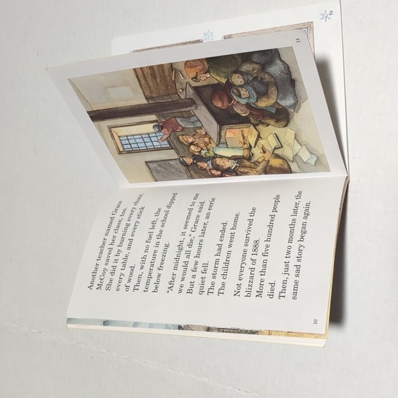 Scholastic Misc. Authors Weather Themed Paperback Book Set of 6 - Picture 9 of 10